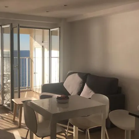 شقة En Primera Linia Vistas Al Mar